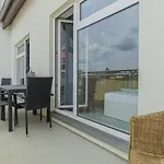 Central Apartment, 55M2, Kitchen, Washer, Netflix, Parking